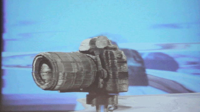 SquintTeaser01_360p.gif