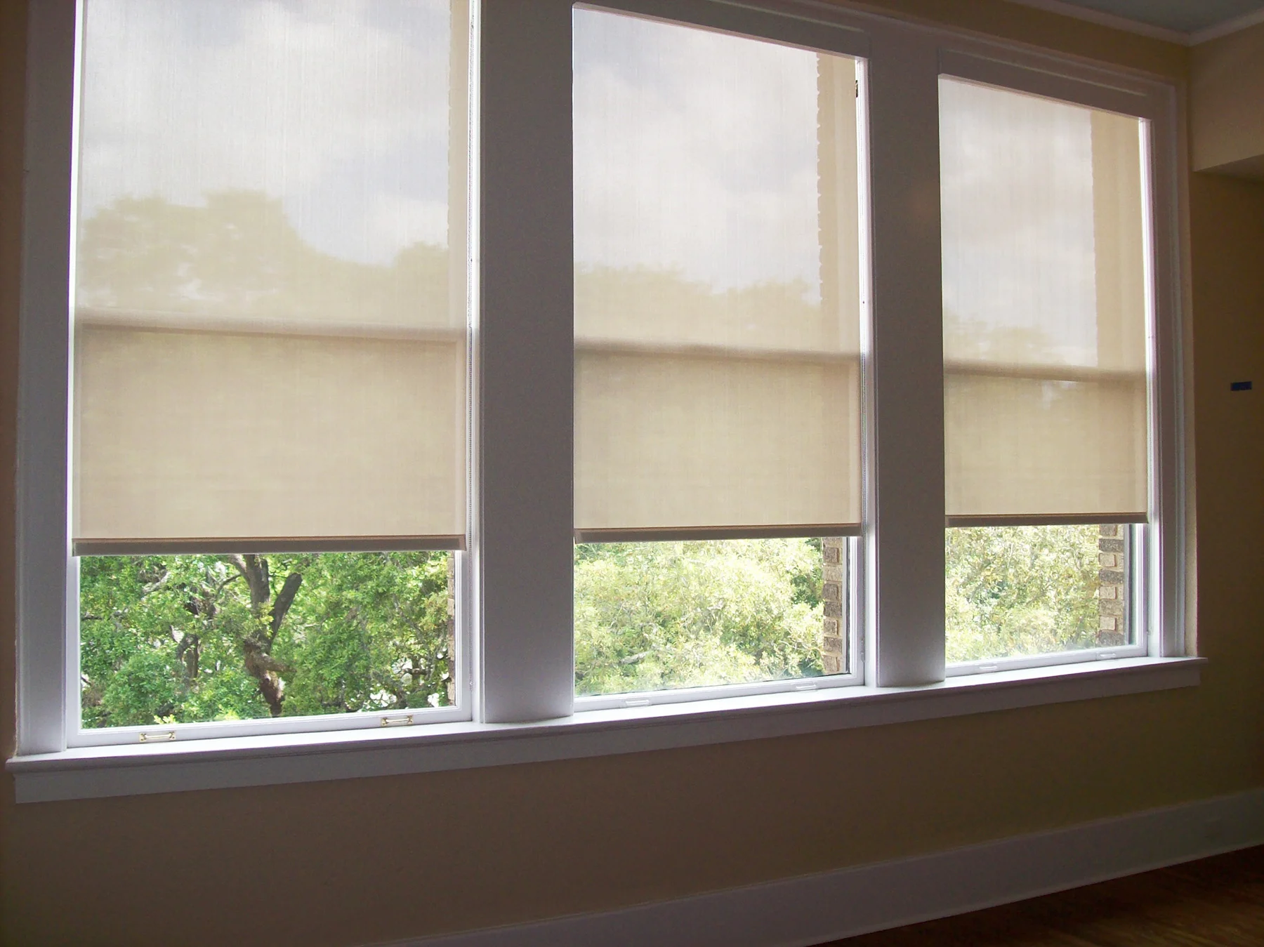 Solar_Shades_003.jpg