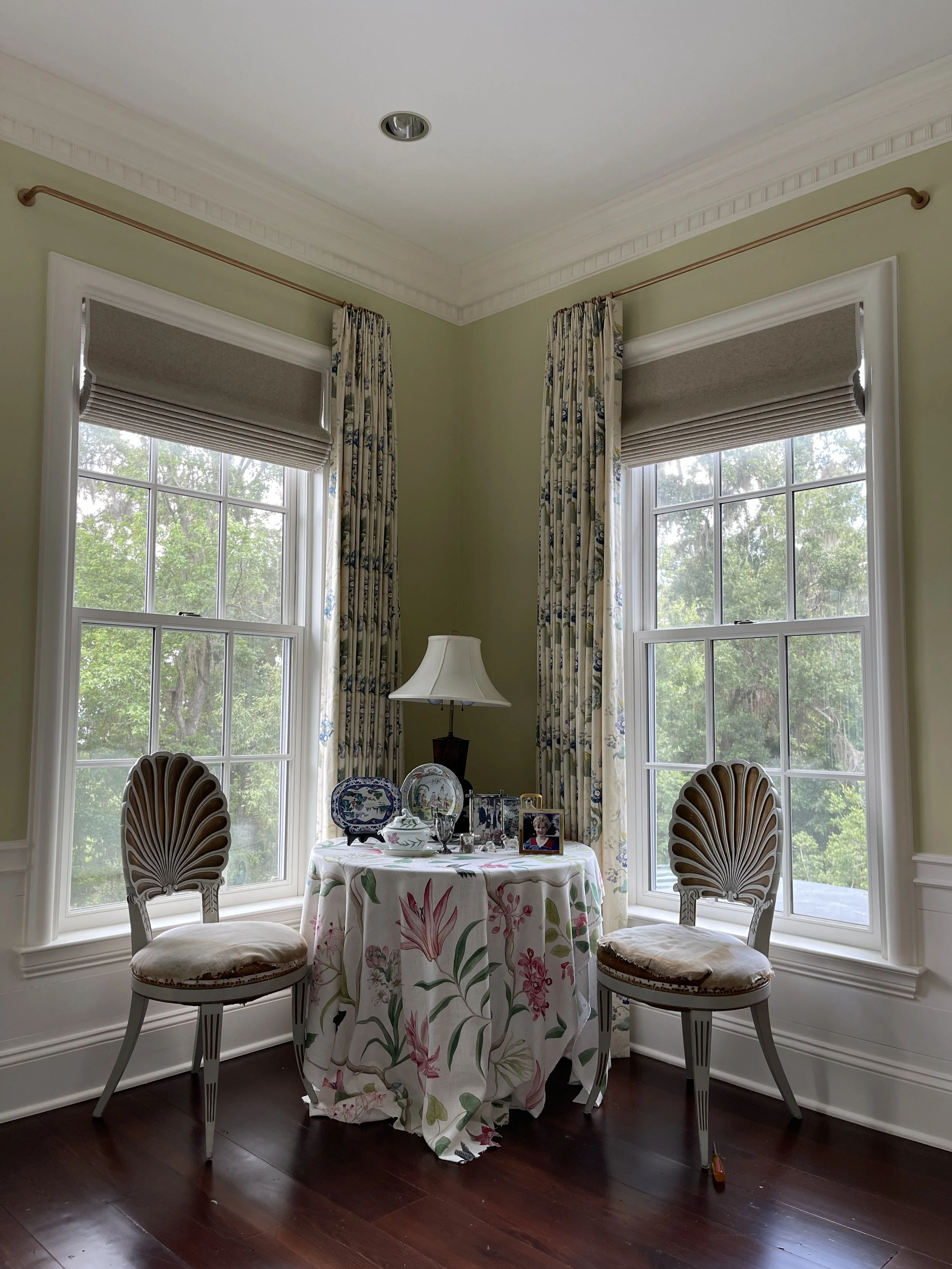  Natural elements and floral patterns are a visually stimulating connection to nature. 