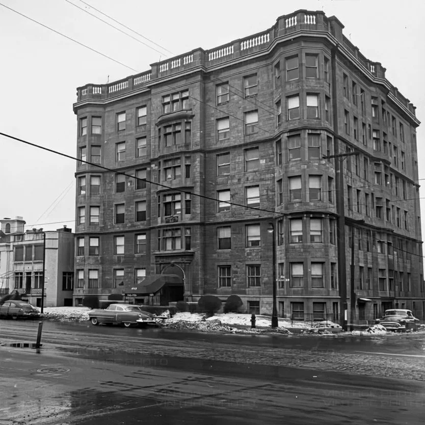 The-Palms_Exterior_1952_Burton-Edit.jpg