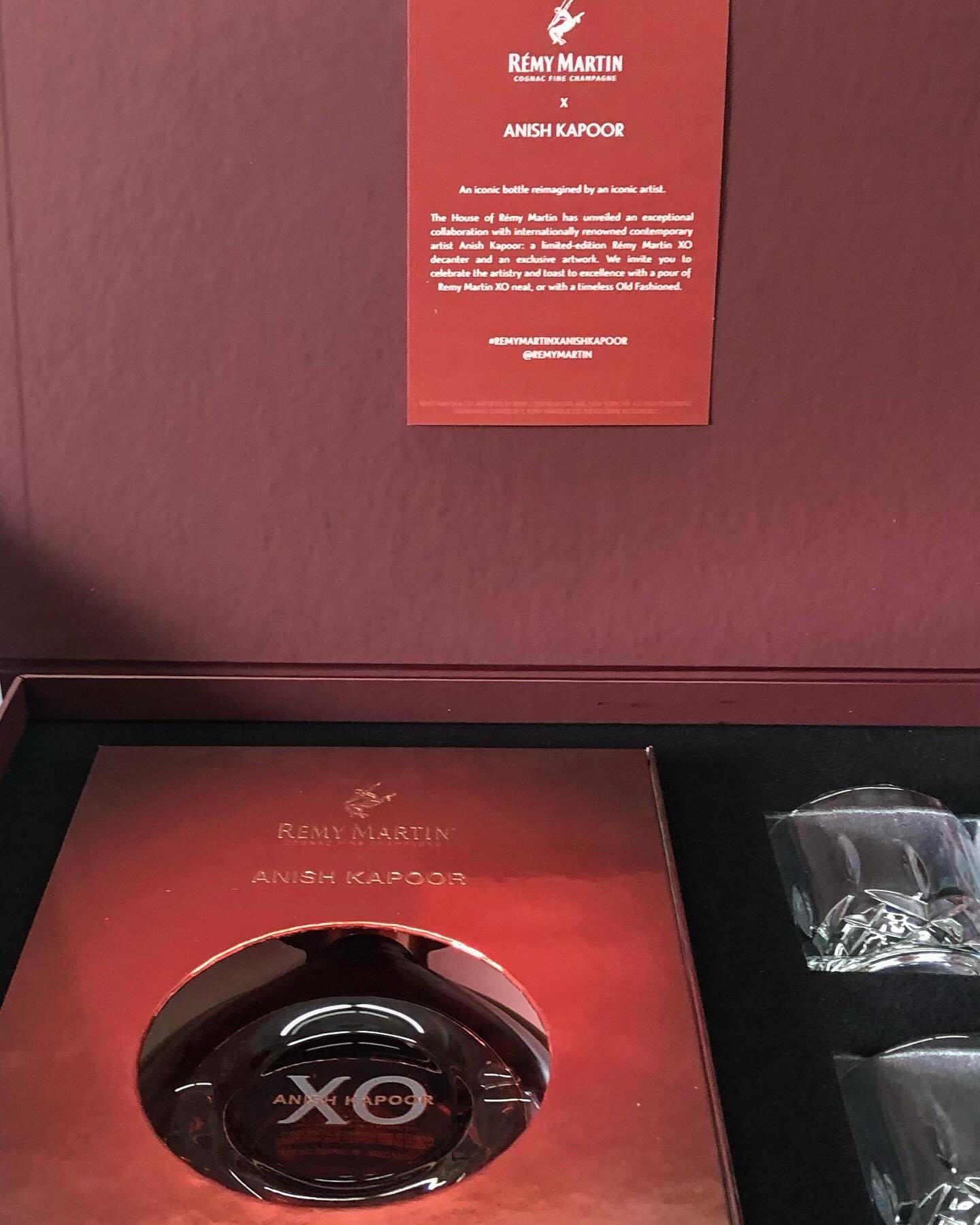 Cheers to excellence 🥃 SPAR delivered a custom mailer celebrating R&eacute;my Martin&rsquo;s partnership with artist Anish Kapoor. #MadeBySPAR