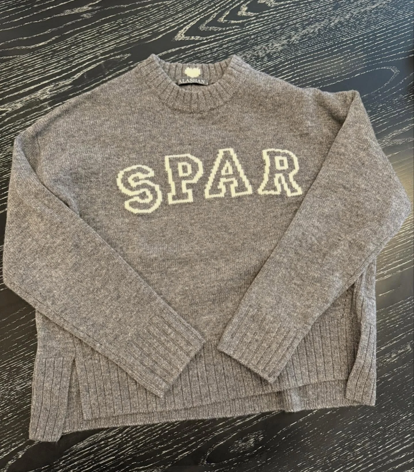 Sweater weather, but make it luxe and make it YOU 🧵 

We&rsquo;re obsessed with our SPAR branded cashmere sweaters, custom, cozy, and beautifully packaged just for you ✨ Reach out to get yours! #MadeBySPAR