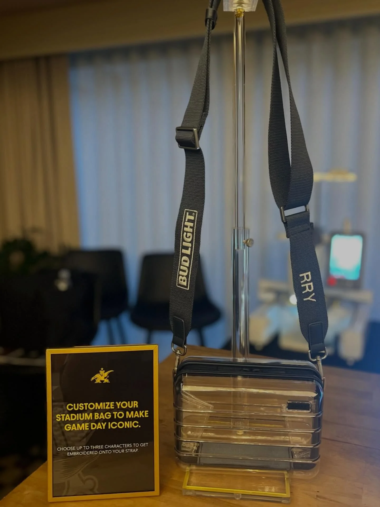 Game day, your way🍺 Spar x Bud Light bags let you pick your character and hit the stadium in style #MadeBySPAR