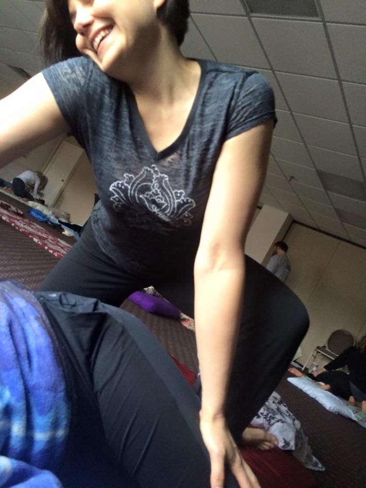 She brings with her touch, massage and healing the joy of life and the search from knowledge.