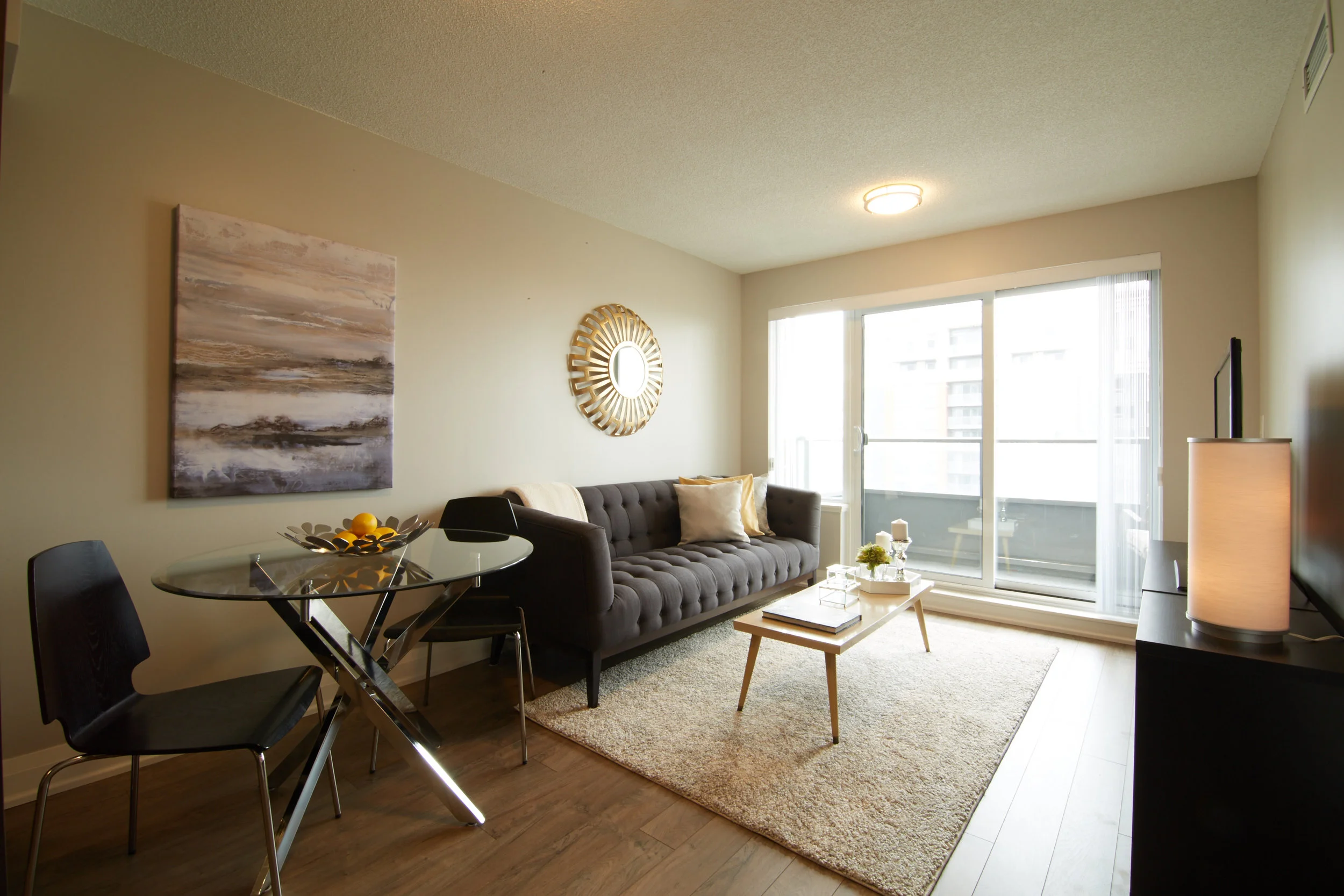 18 Uptown Drive 007.jpg