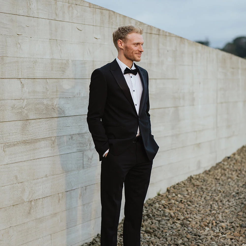 Suit/s &amp; Shoes: BARKERS  Suit, shirt, tie/pocket square, footwear