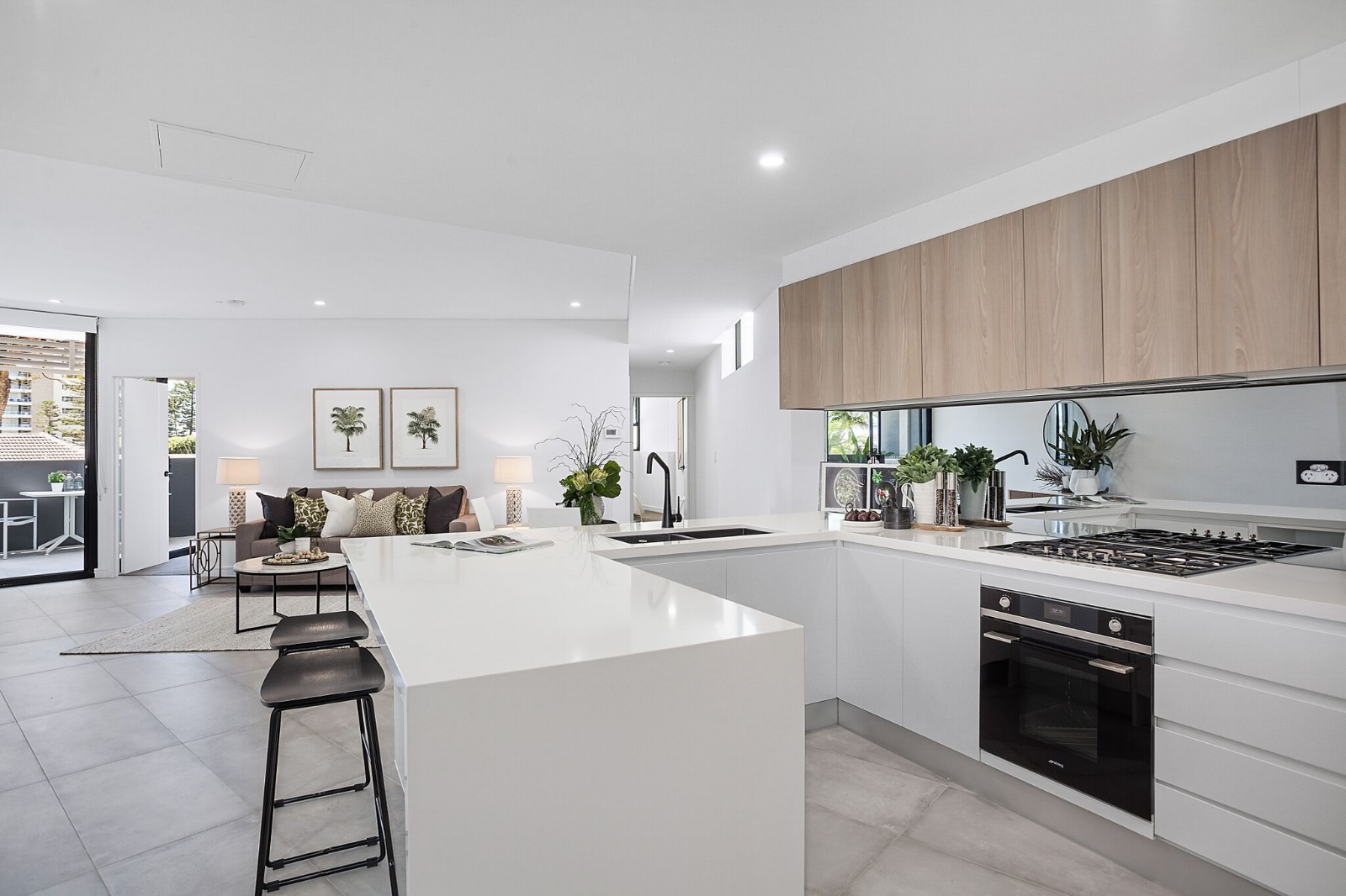 frazer_street_collaroy_Kitchen_styling.jpeg