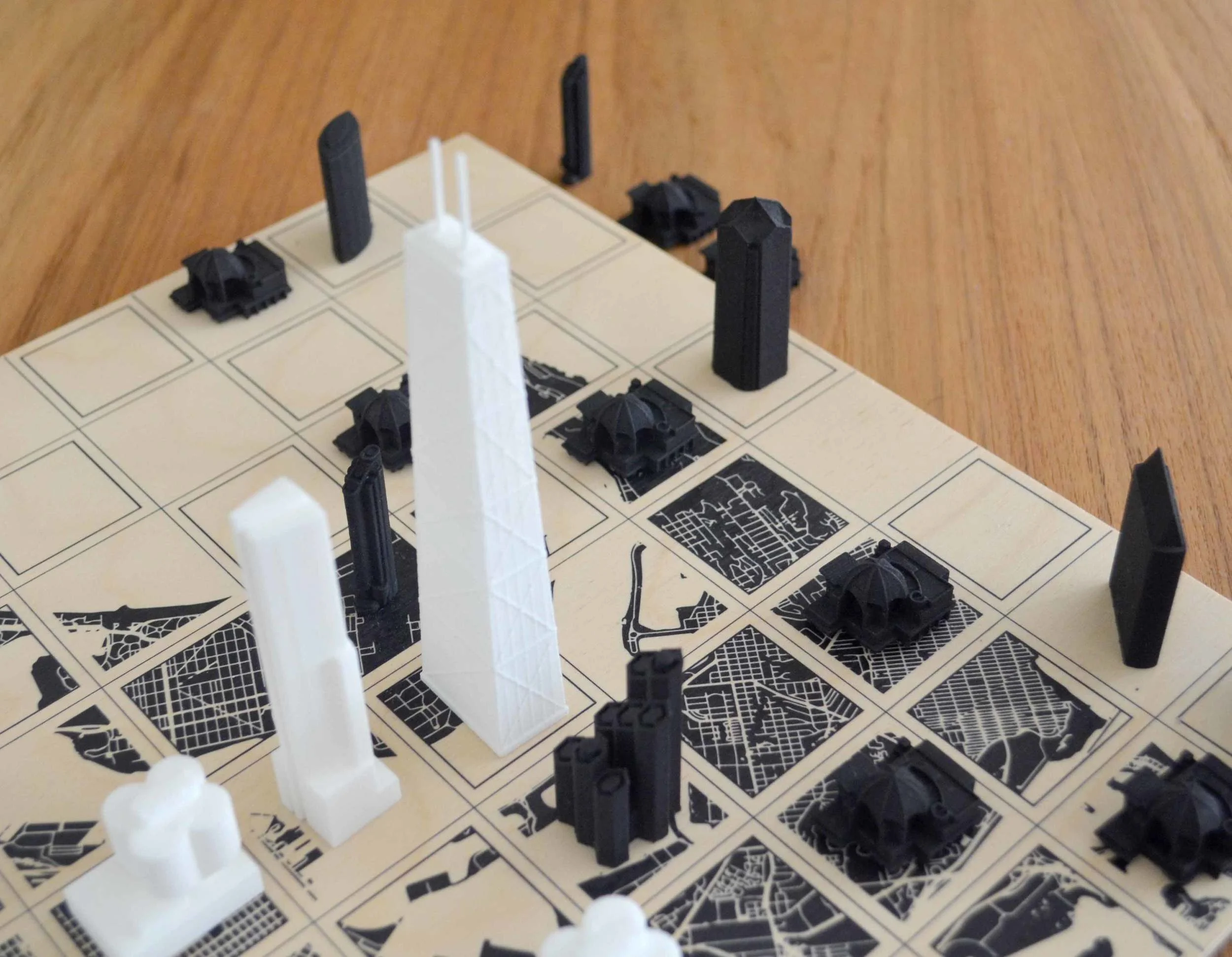 CHICAGO CHESS SET-1.jpg