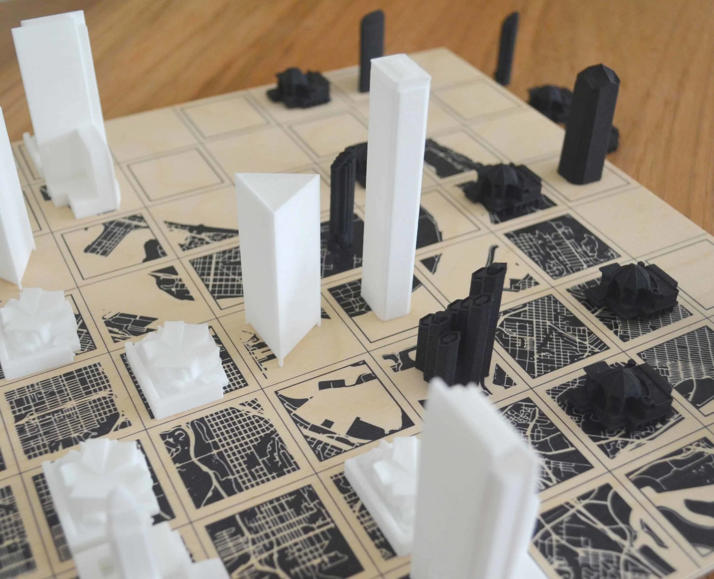 LOS ANGELES CHESS SET-1.jpg