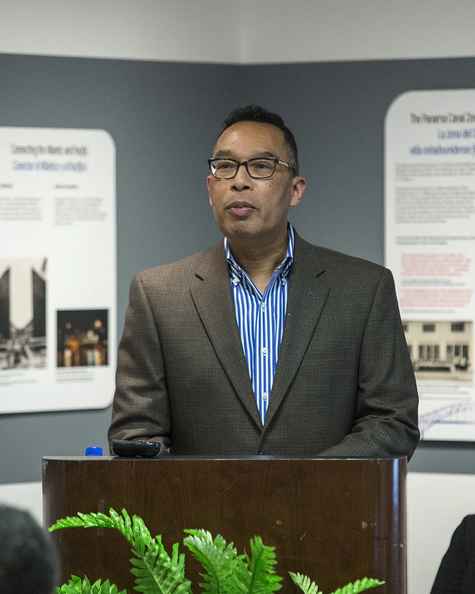 Paul Perry, Director of Education and Outreach at Smithsonian Anacostia Community Museum, welcomes over 70 audience members to the Delta Jewels program. (Photo courtesy of Smithsonian Institution)