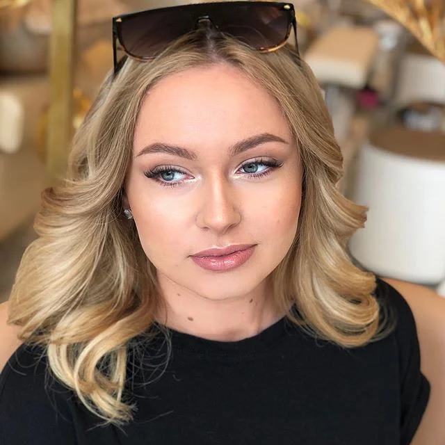 Natural beauty! 
Airbrush flawless makeup. 
#westhollywoodmakeupartist #beverlyhillsmakeupartist #anastasiabeverlyhills #beverlyhillsmakeup #makeupla #grandrapidsmakeup #grandrapidsmakeupartist #airbrushmakeup #losangeleswedding #makeupgrandrapids