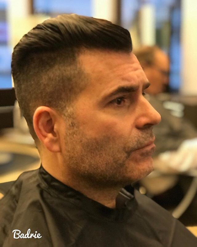 Men's cut by @badrieusa 
#brizillianblowout 
#menscut 
#grandrapids 
#grandrapidsmichigan 
#salonetoiles
#renefurturer 
#renefurturerusa 
#rfpro
#tanaz_hair