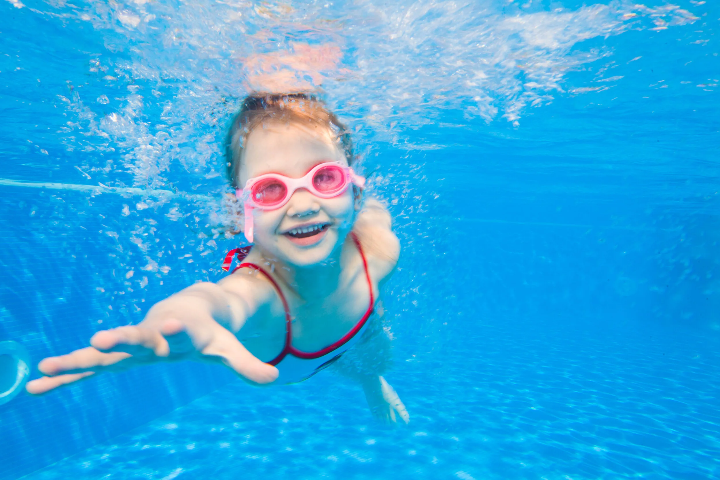 underwaterswim.jpg