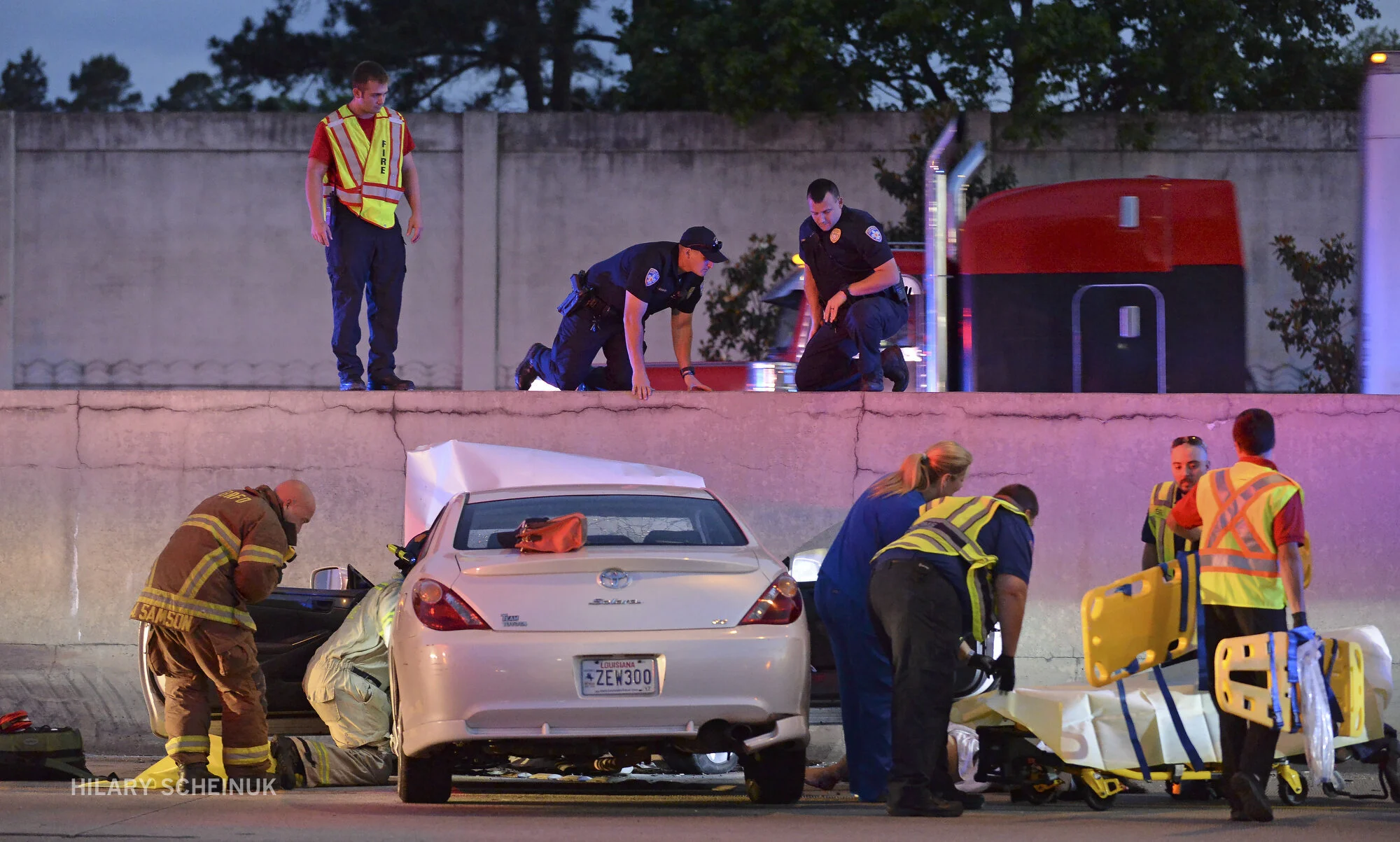 BR.interstatecrash.042217 HS 078.JPG