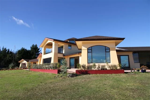 Far North Mansion