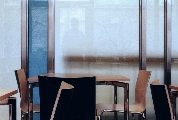 diningseating_1_2.jpg