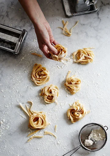MOWIE KAY | PASTA