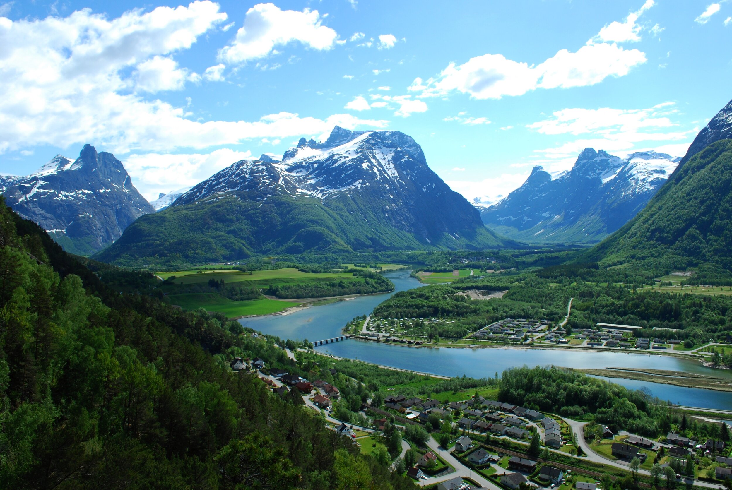 Åndalsnes Camping & Motell foto Leif J Olestad.jpg