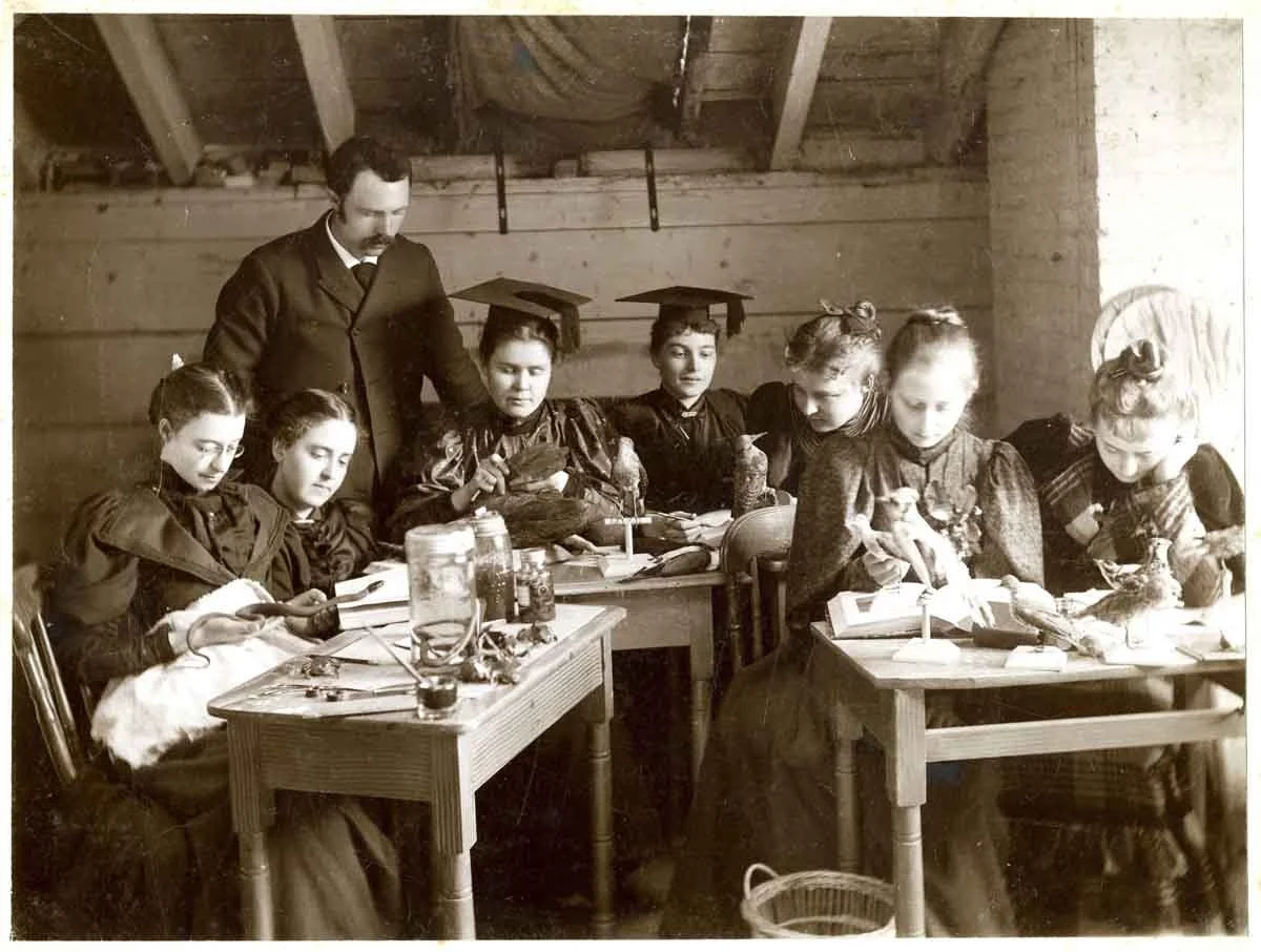 Studios-ZoologyClass-1894.jpg