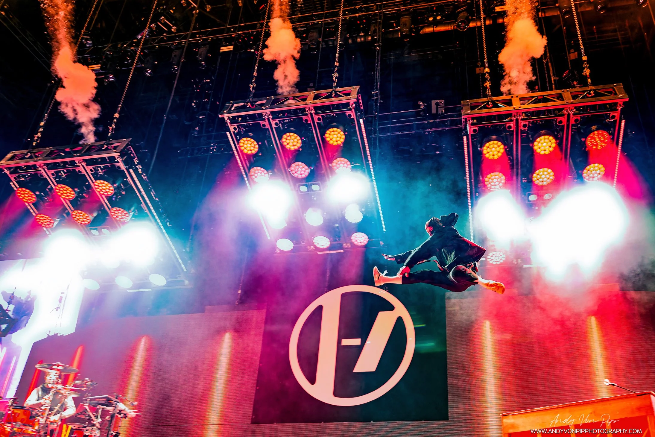 Twenty One Pilots perform onstage at AO Arena Manchester.