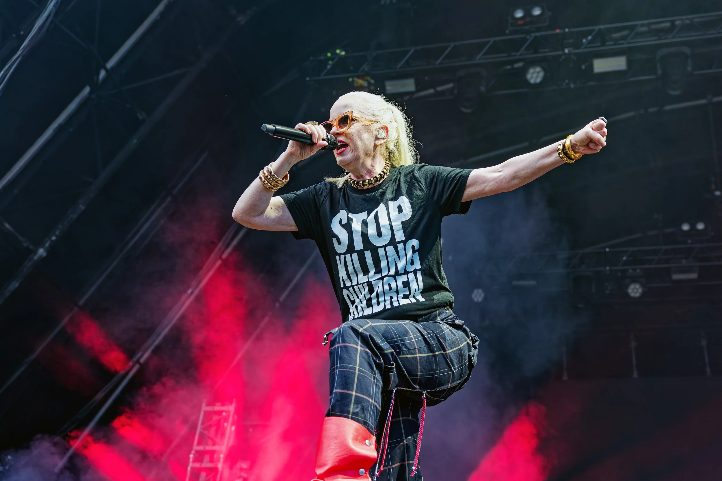06-Garbage---Andy-Von-Pip.jpg