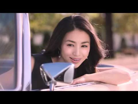 花王 プリマヴィスタ 新リキッドファンデーション 井川遥