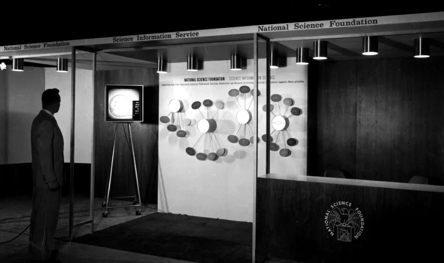 National Science Foundation, traveling exhibit