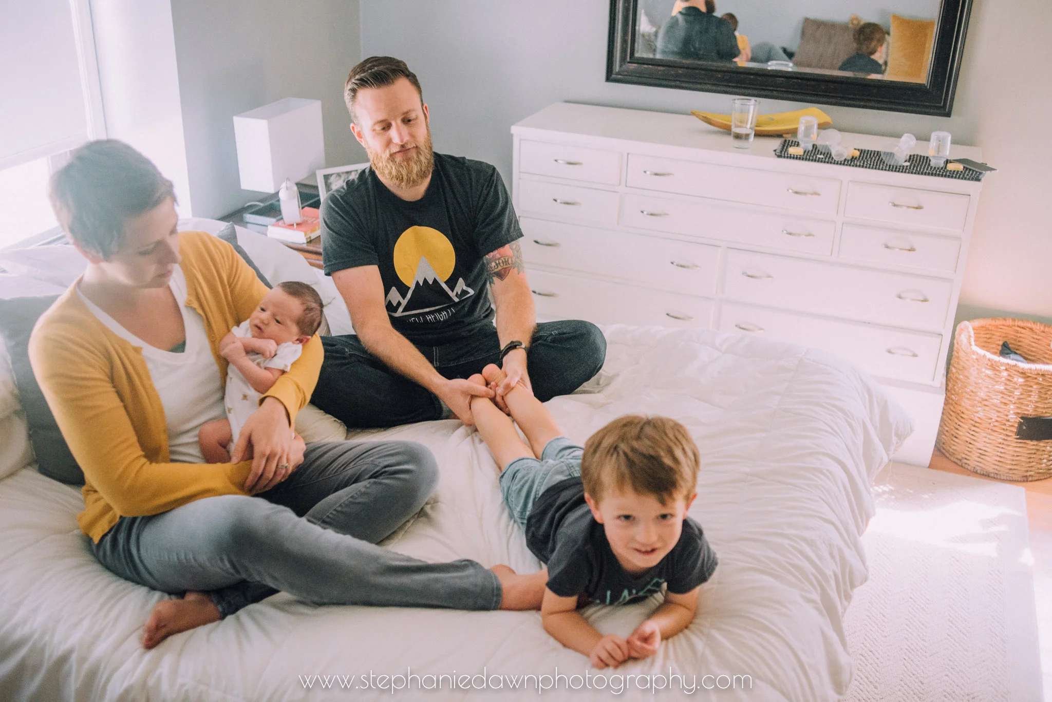 newborn lifestyle photography