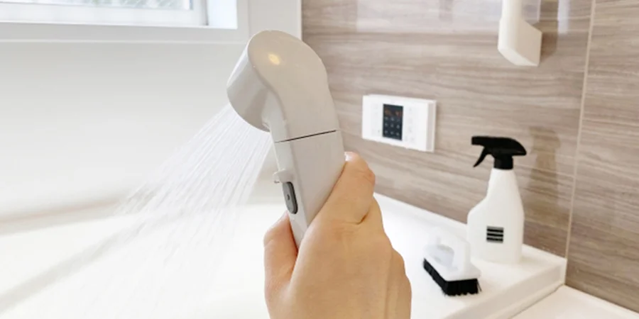 お風呂掃除の最適な頻度とは 業者が教える正しい掃除方法5選をご紹介 空気の王様 レンタル クリーニング