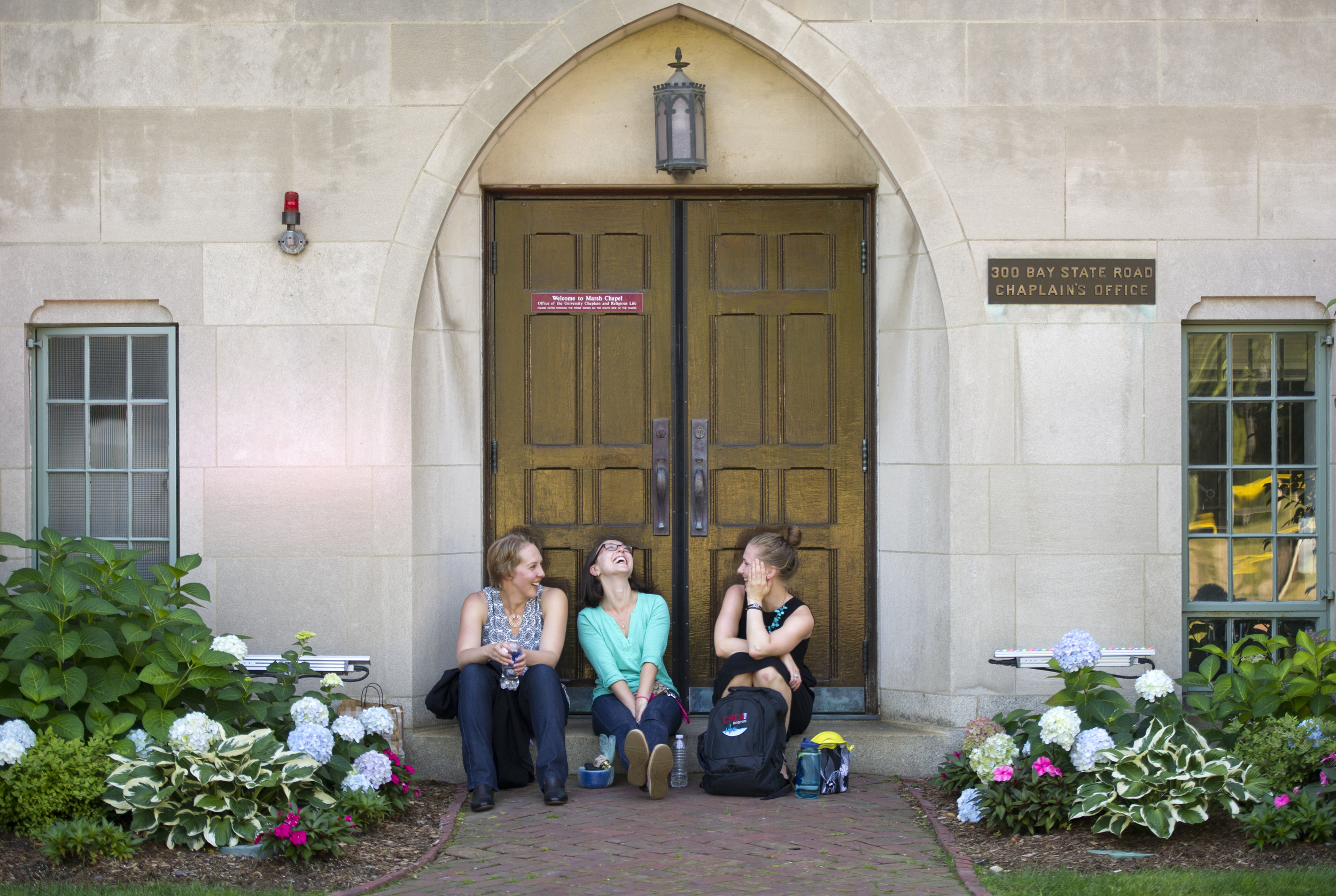  Debbie Hinck (LAW'17) from left, Yelena Kuznetsov (LAW'17), and Hillary Chadwick (LAW'17) get to to know each other during a break between classes September 4, 2014. The three had met briefly for the first time back in the spring during an orientati