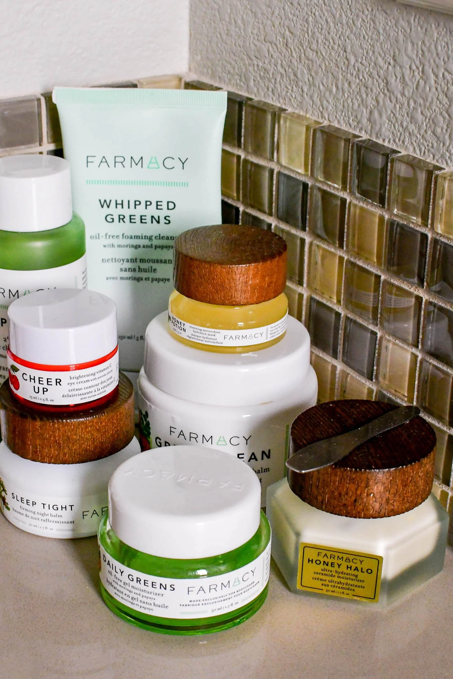 Farmacy Beauty Honey Halo Ceramide Moisturizer Review | Cotton Cashmere Cat Hair