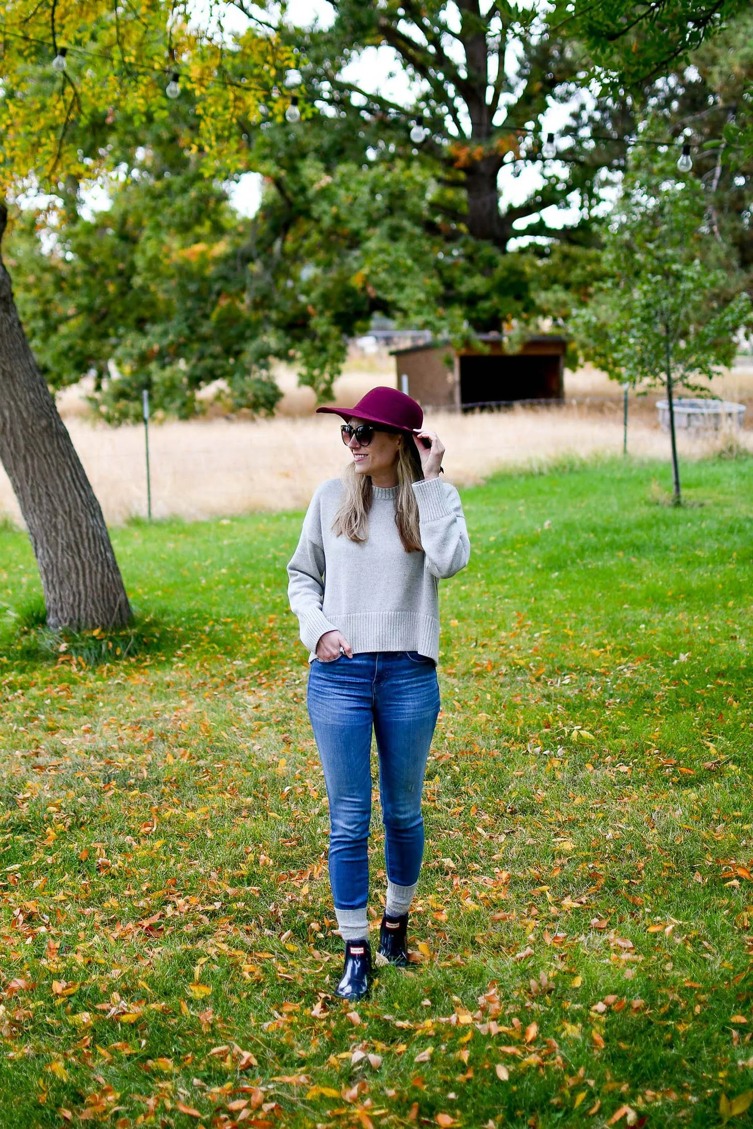 Rainy Day Outfit: Floppy Hat and Glossy Boots | Cotton Cashmere Cat Hair