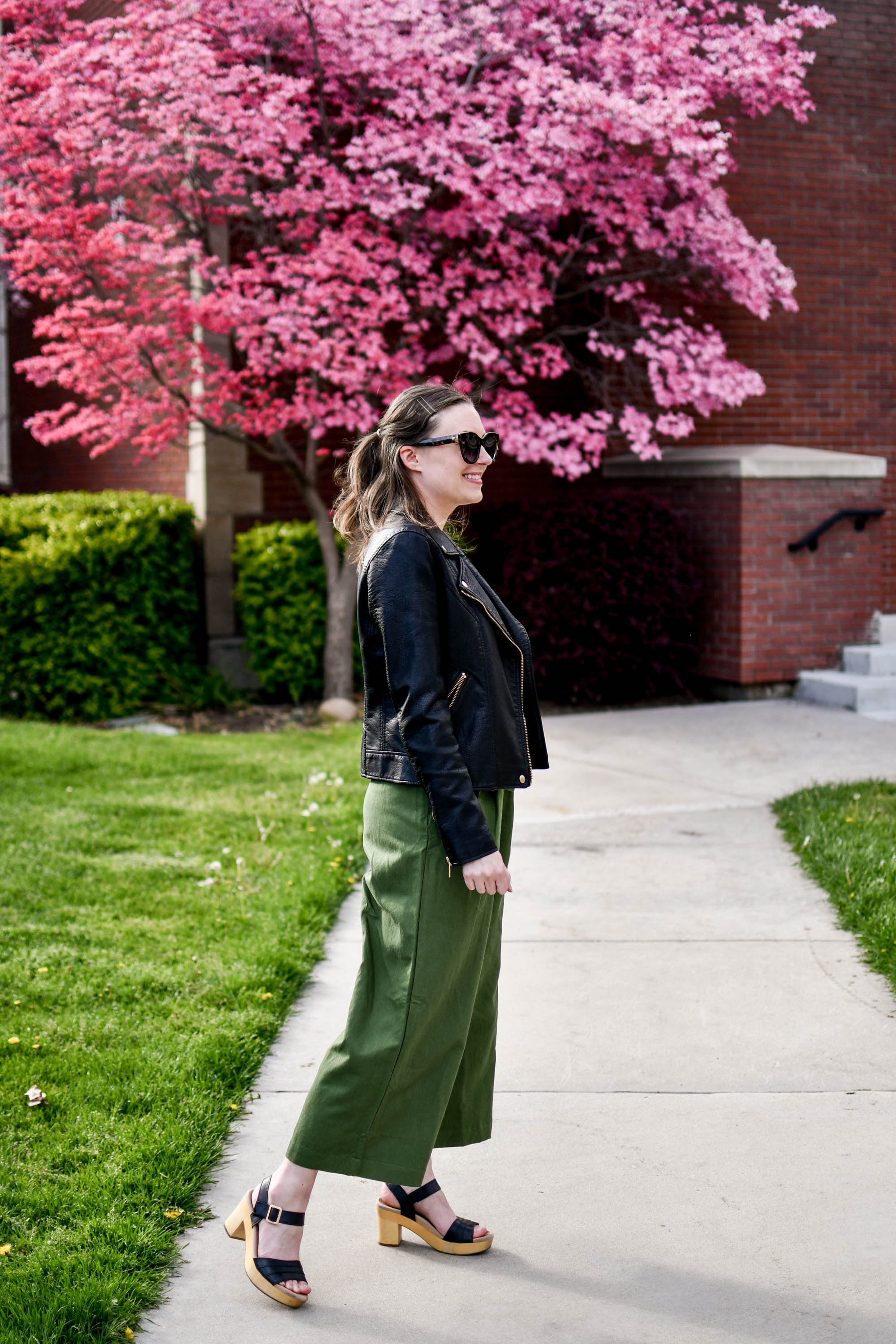 6 Ways to Wear Your Wide Leg Pants 