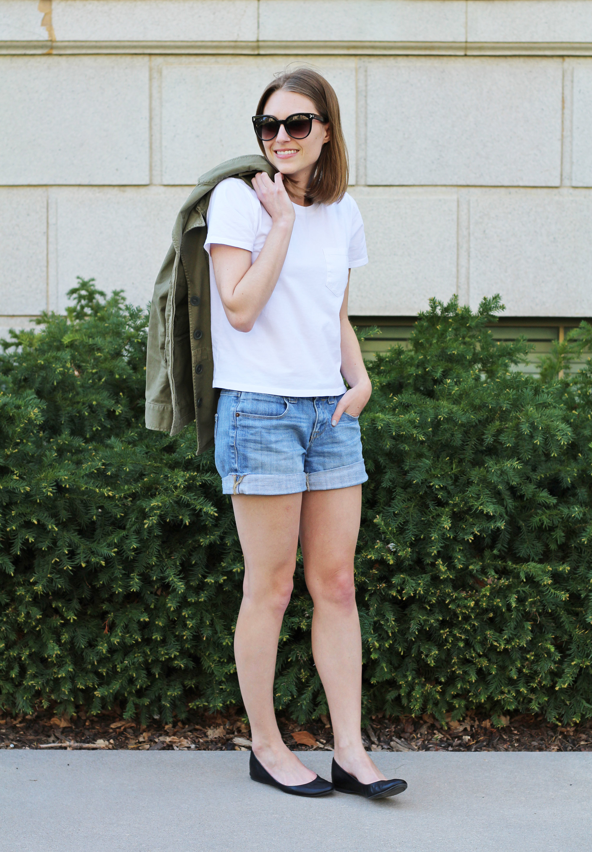 Spring grad school outfit idea with a white tee and denim shorts | Cotton Cashmere Cat Hair