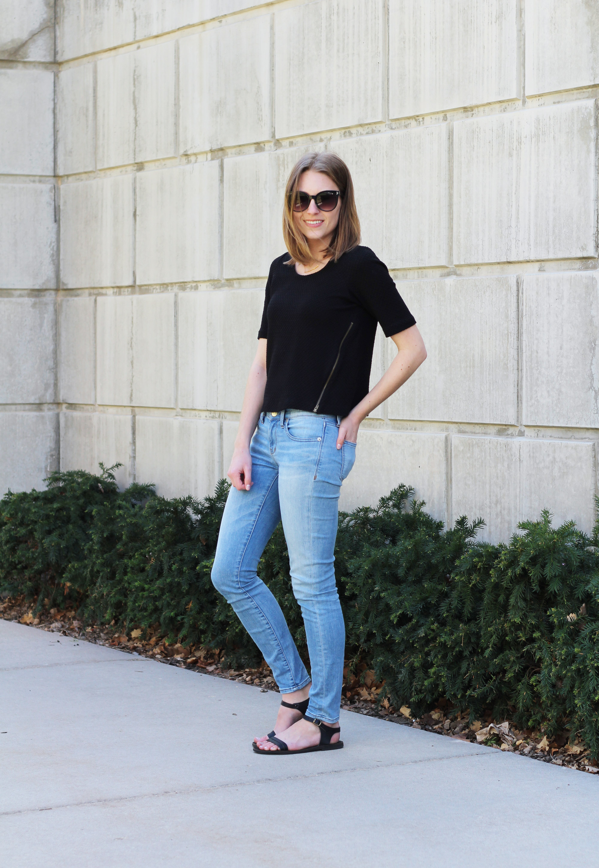 Spring grad school outfit idea with Madewell skinny jeans | Cotton Cashmere Cat Hair