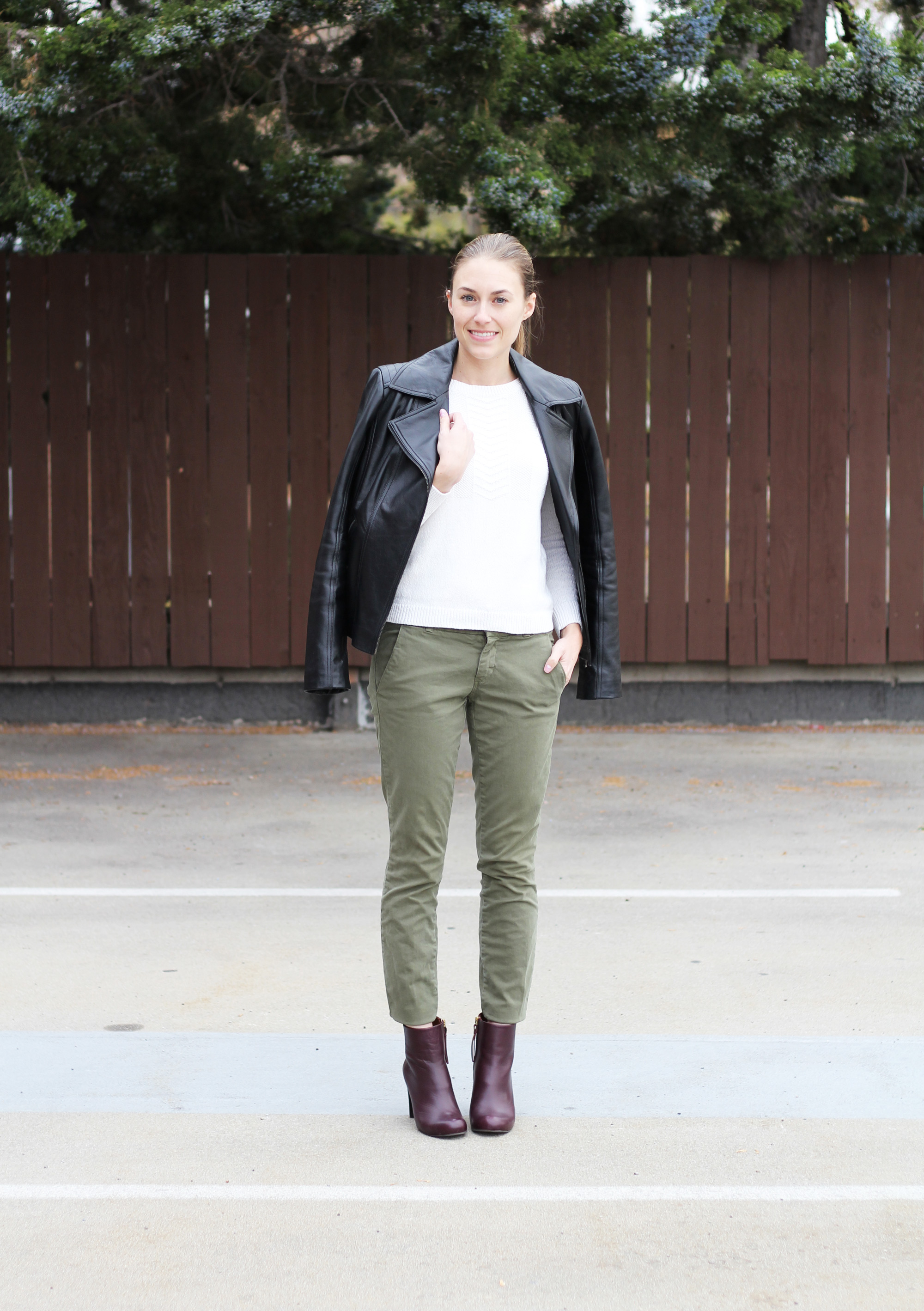 Brown Leather Pants With Black Blazer Outfit  Casual outfits, Brown  leather pants, Leather pants