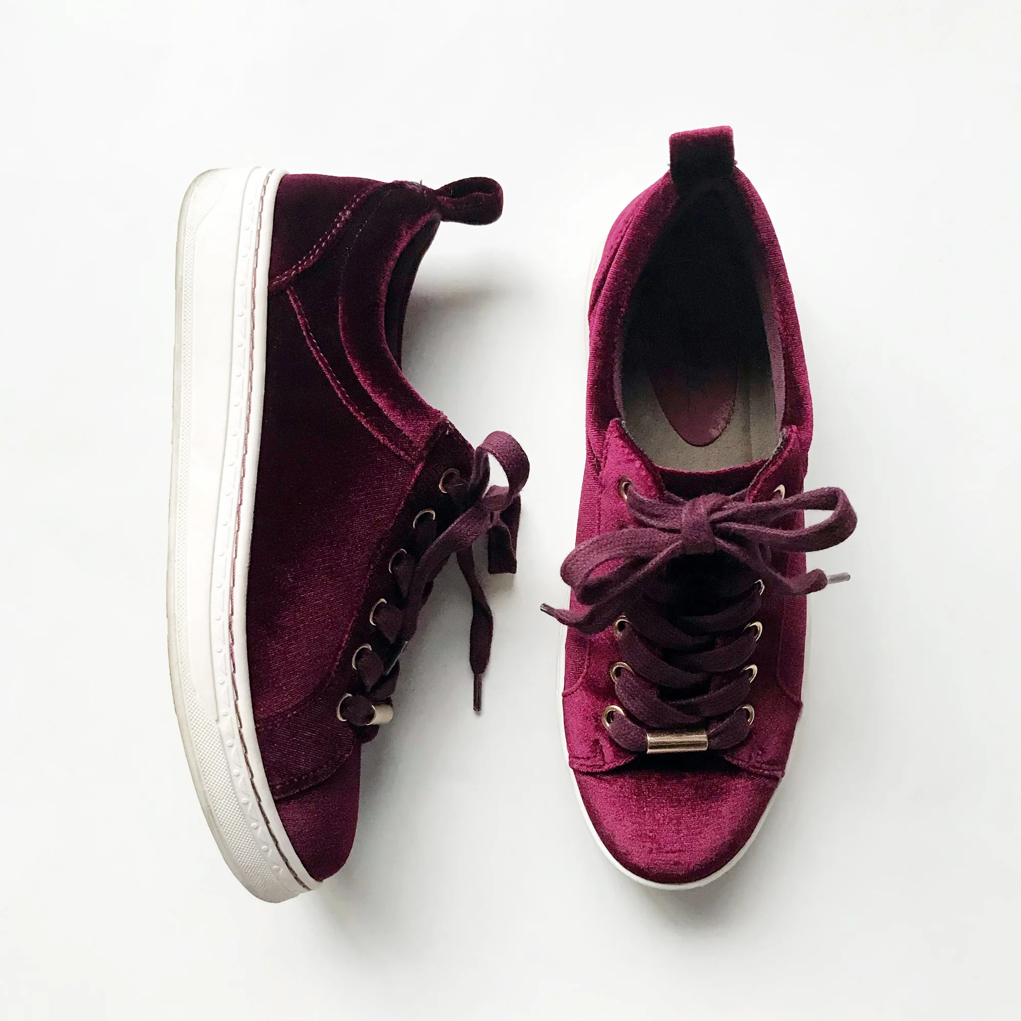 earth shoes violet