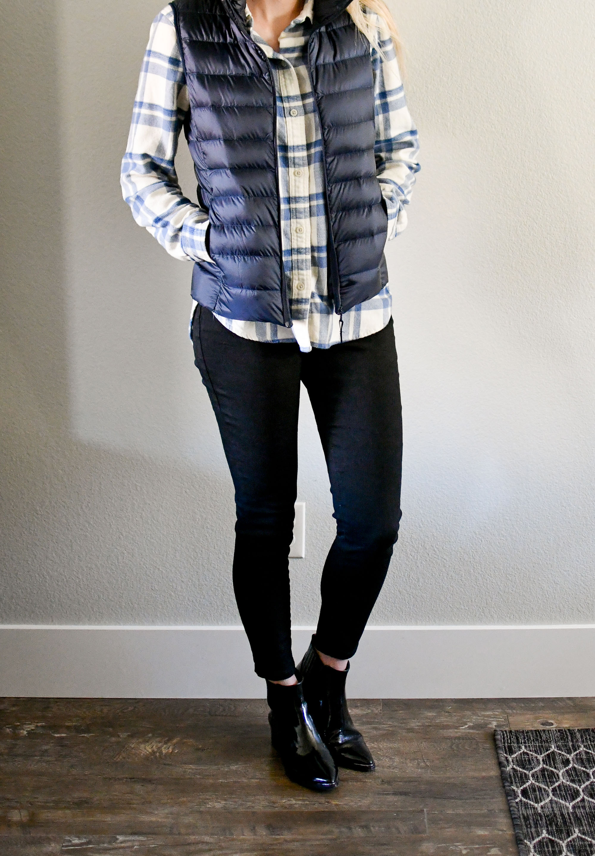 Navy and black casual winter outfit — Cotton Cashmere Cat Hair