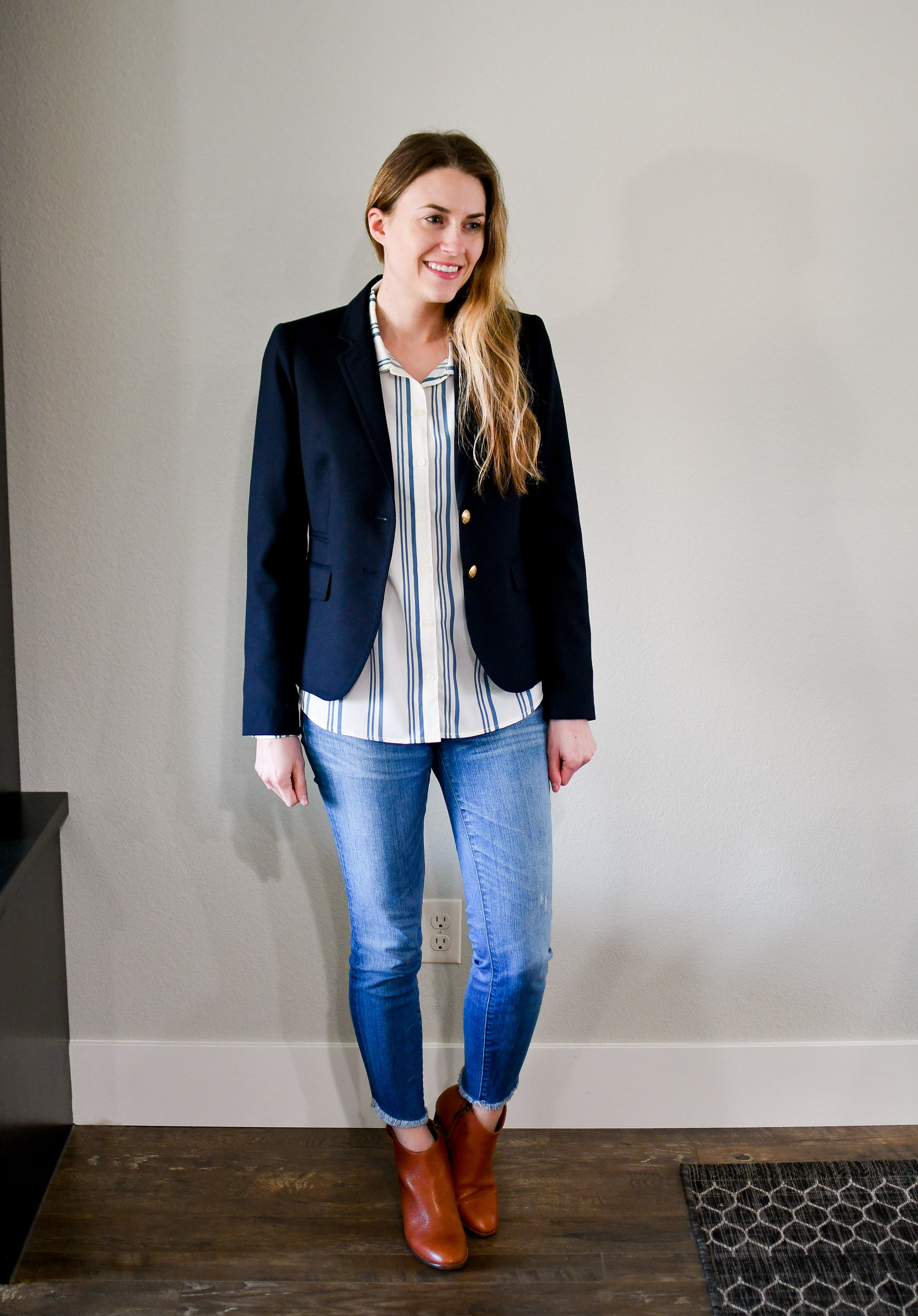 Work outfit with navy blazer and denim — Cotton Cashmere Cat Hair