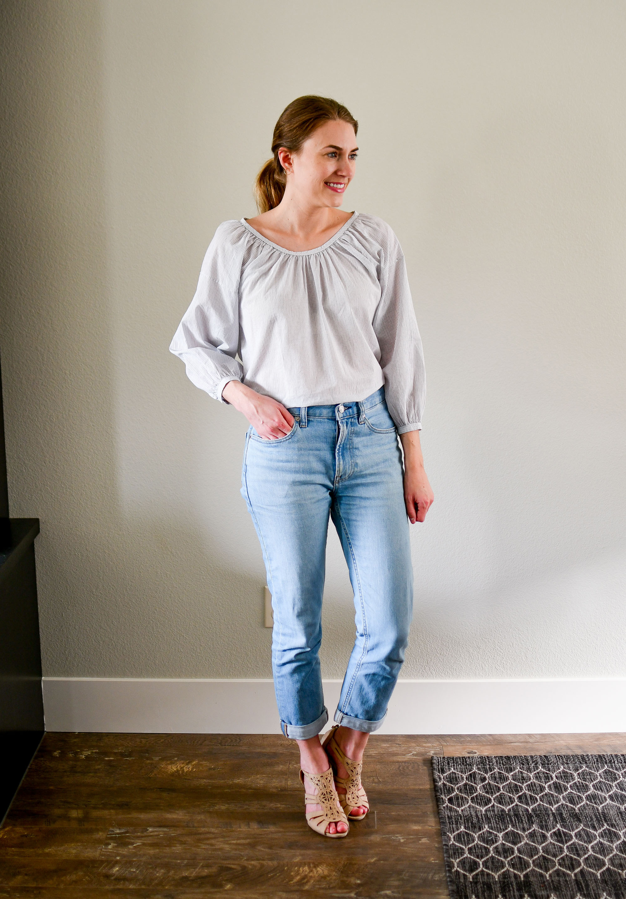 Everlane air ruched blouse and modern boyfriend jeans summer outfit — Cotton Cashmere Cat Hair