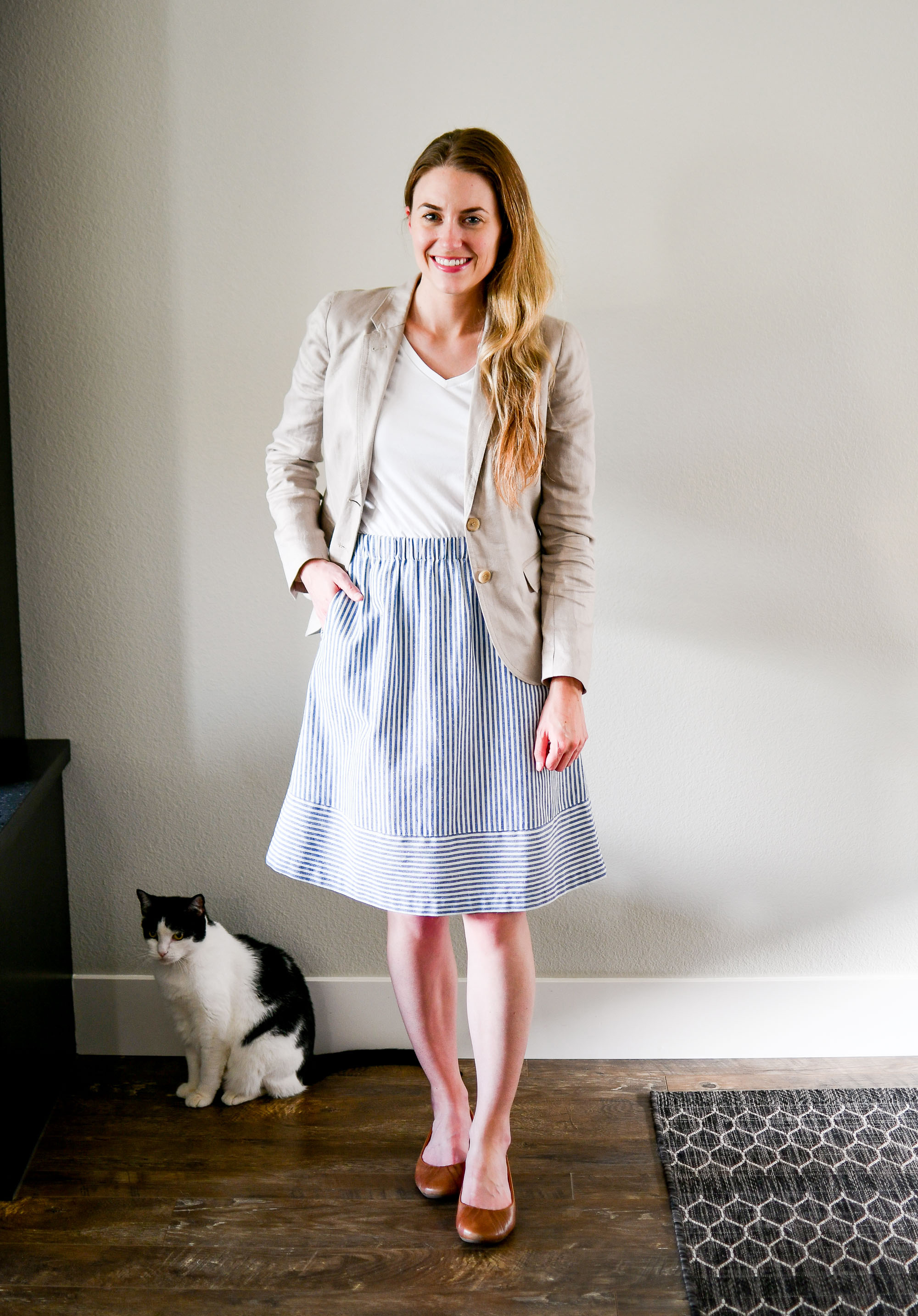 Striped midi skirt summer work outfit with linen blazer — Cotton Cashmere Cat Hair