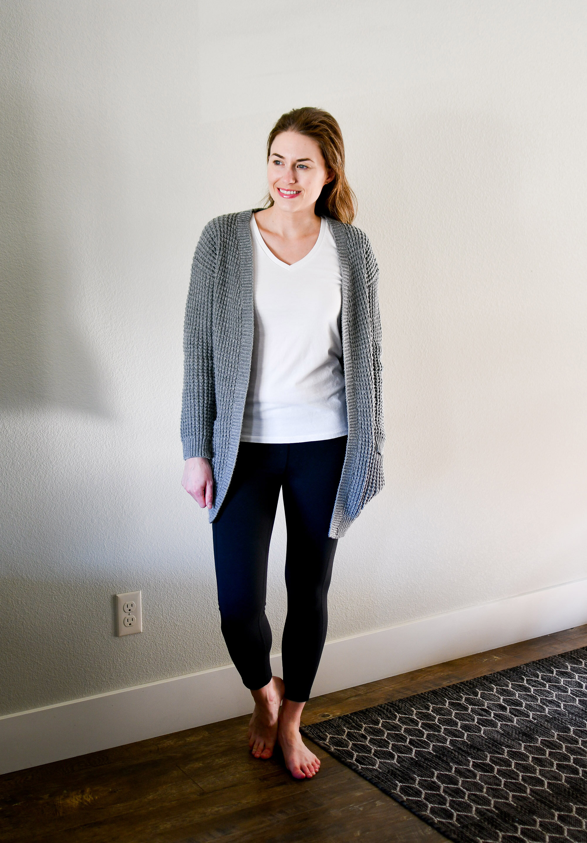 Work from home outfit with chunky knit cardigan, v-neck tee, Zella leggings — Cotton Cashmere Cat Hair