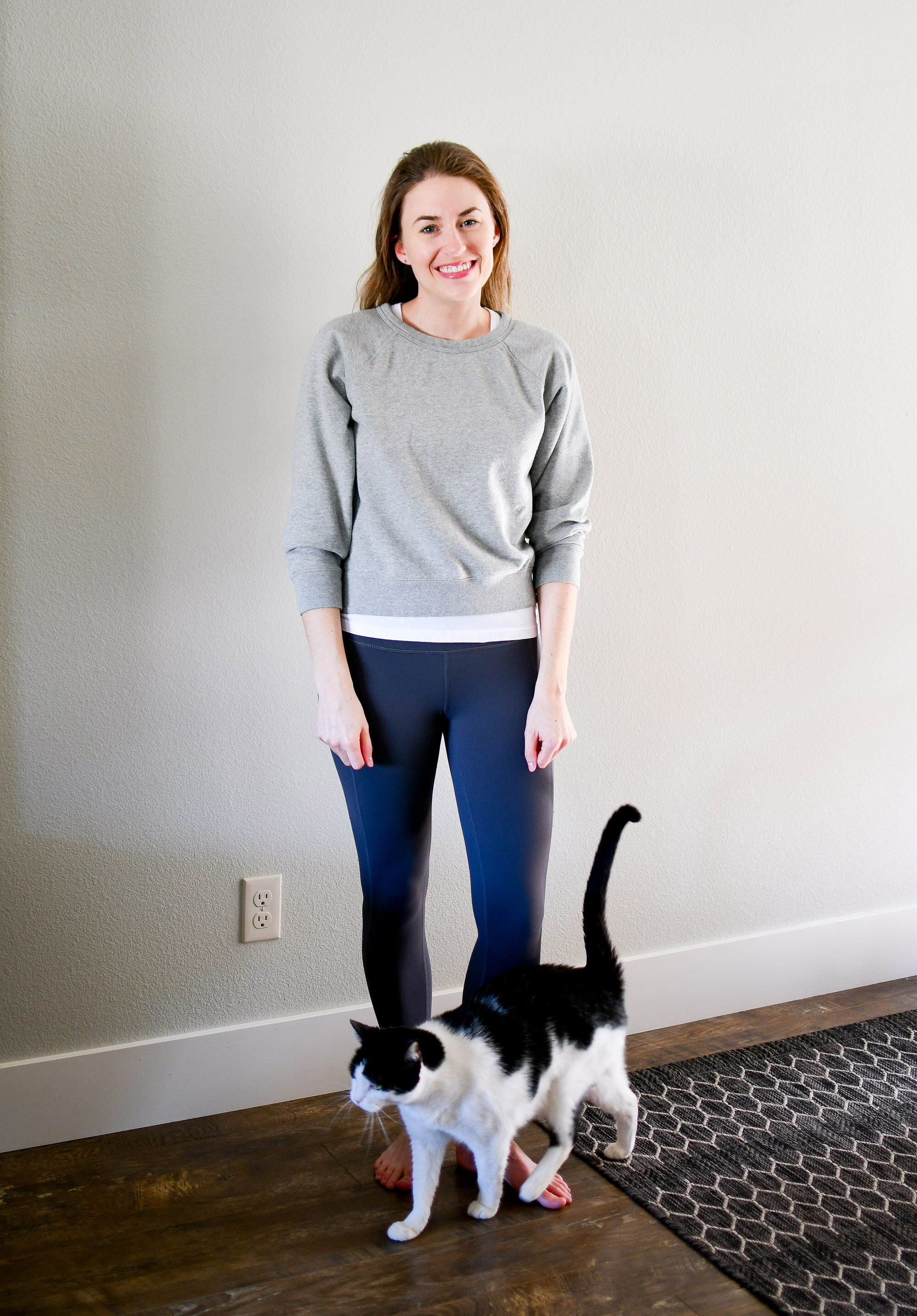 Casual work from home outfit with grey crew sweatshirt and grey Zella leggings — Cotton Cashmere Cat Hair