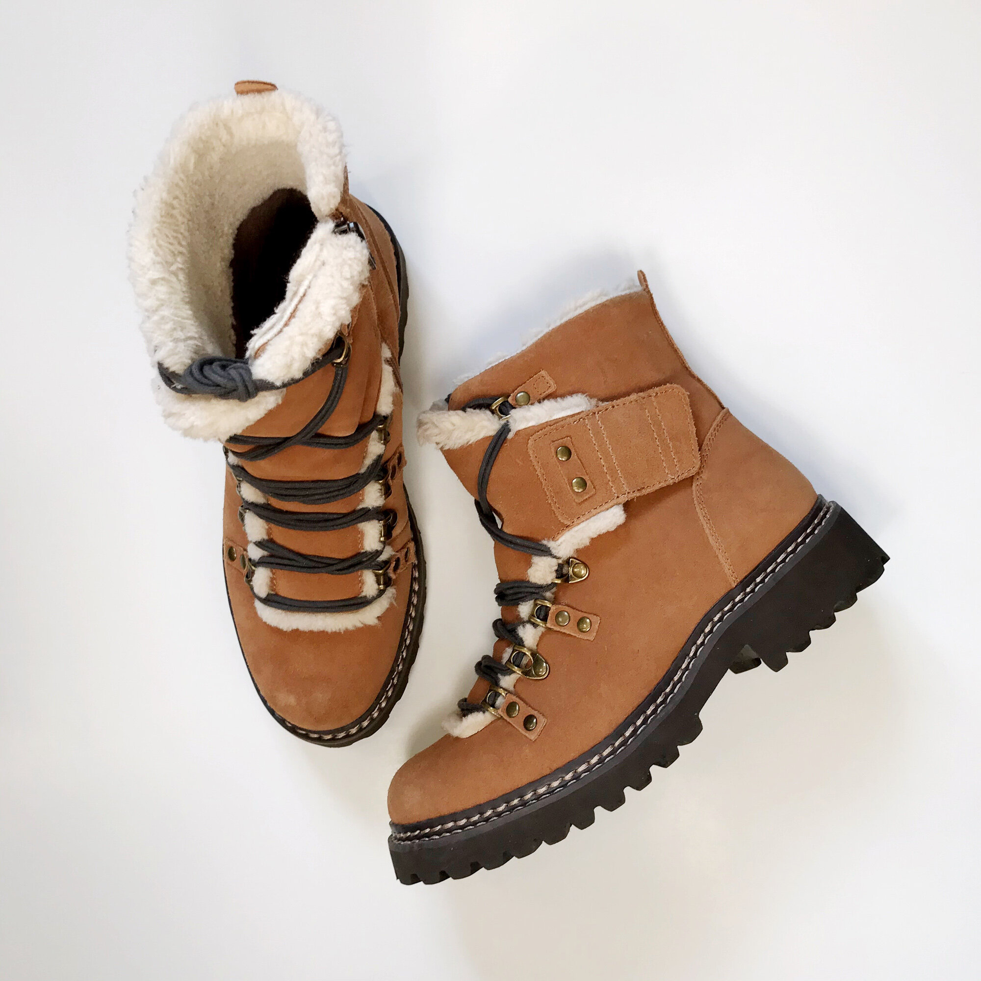 Earth Glacier waterproof boot review and outfit ideas — Cotton Cashmere Cat Hair