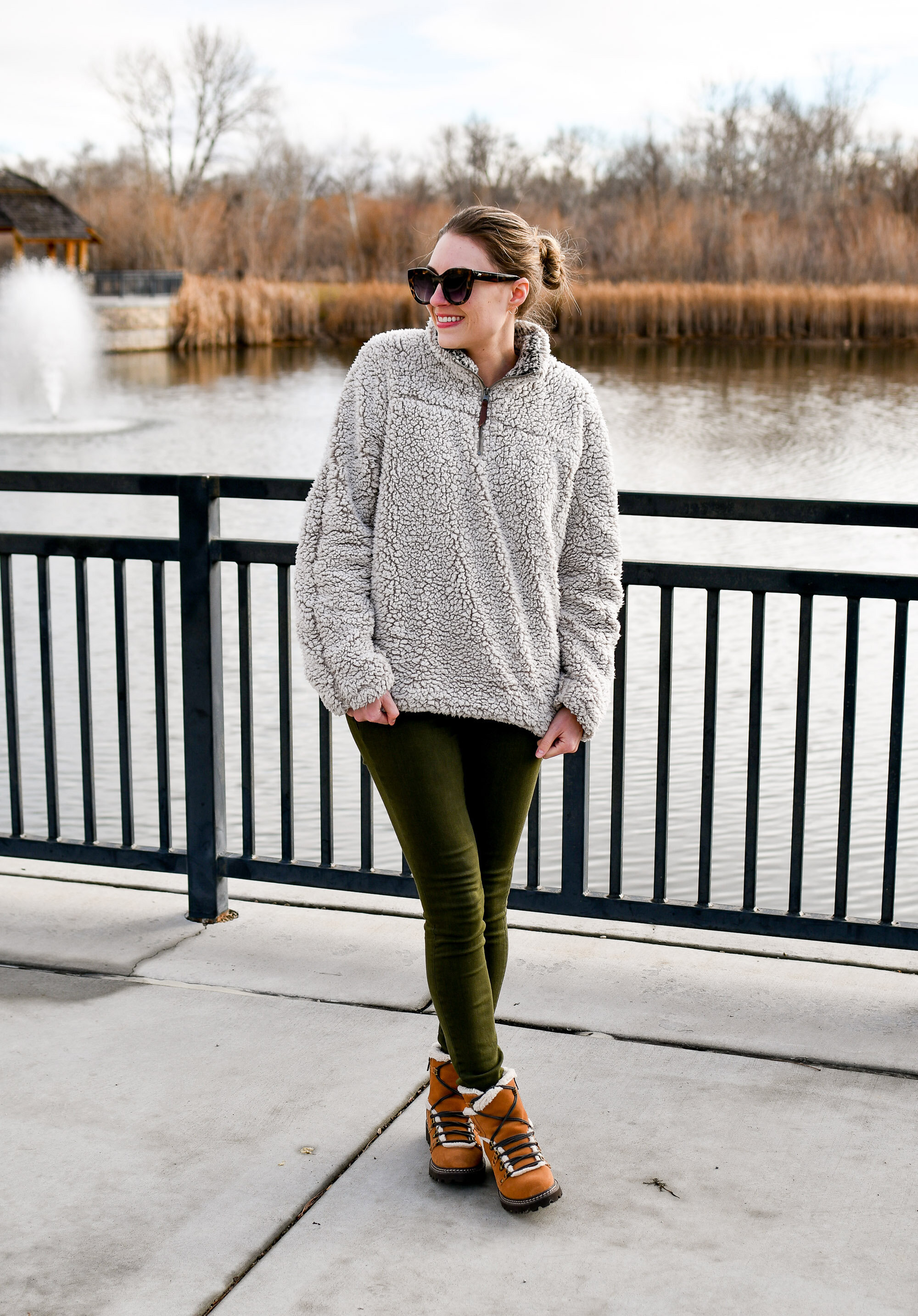 Casual winter outfit with wubby pullover, olive skinny jeans, Earth Glacier waterproof boots — Cotton Cashmere Cat Hair