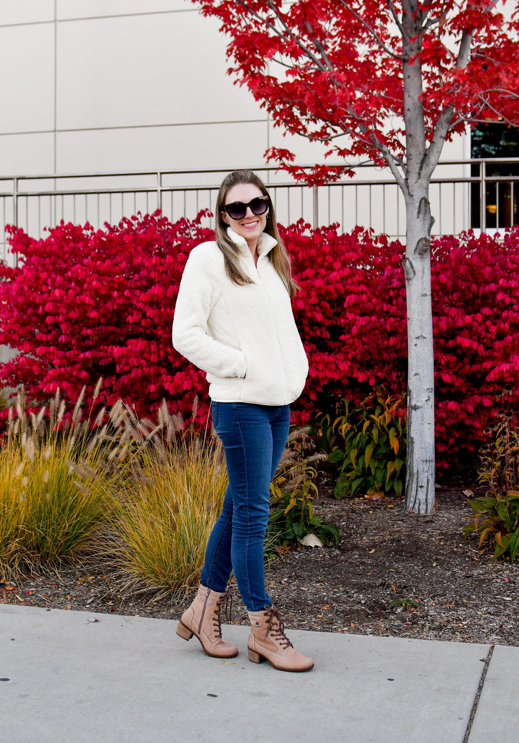 Casual fall outfit with Uniqlo fleece jacket and Earth Anchor boots — Cotton Cashmere Cat Hair