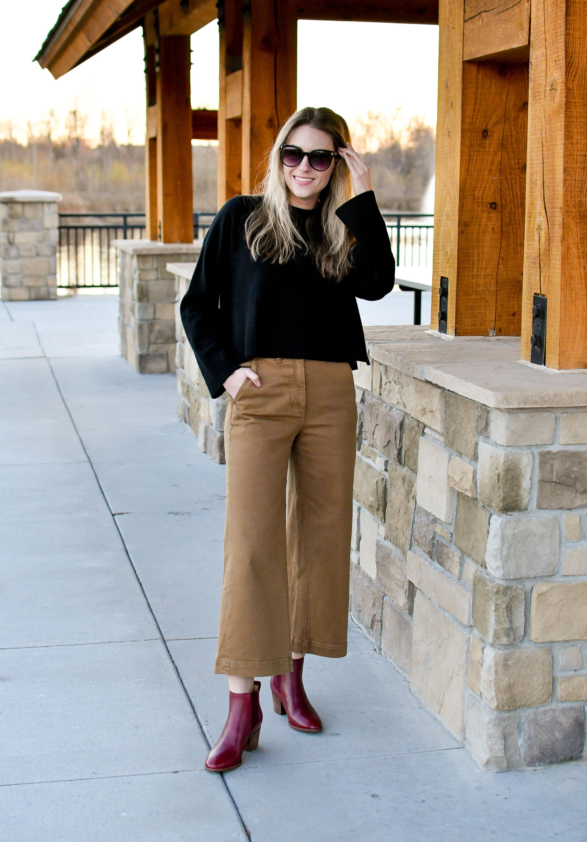 Everlane wide leg crop pants fall winter outfit with black cropped cashmere sweater and Madewell Regan ankle boots — Cotton Cashmere Cat Hair
