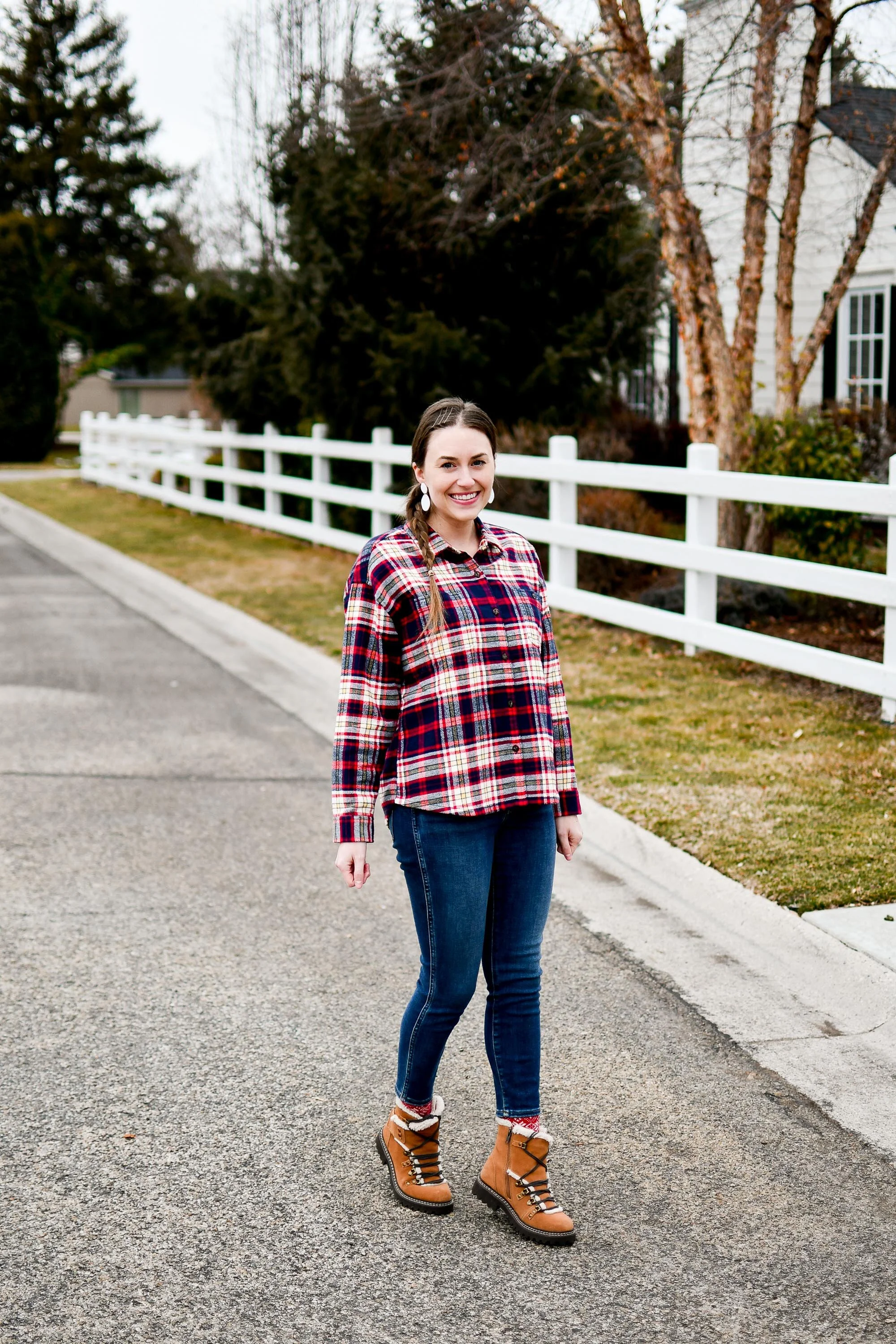 How to Wear Winter Boots with Cropped Jeans