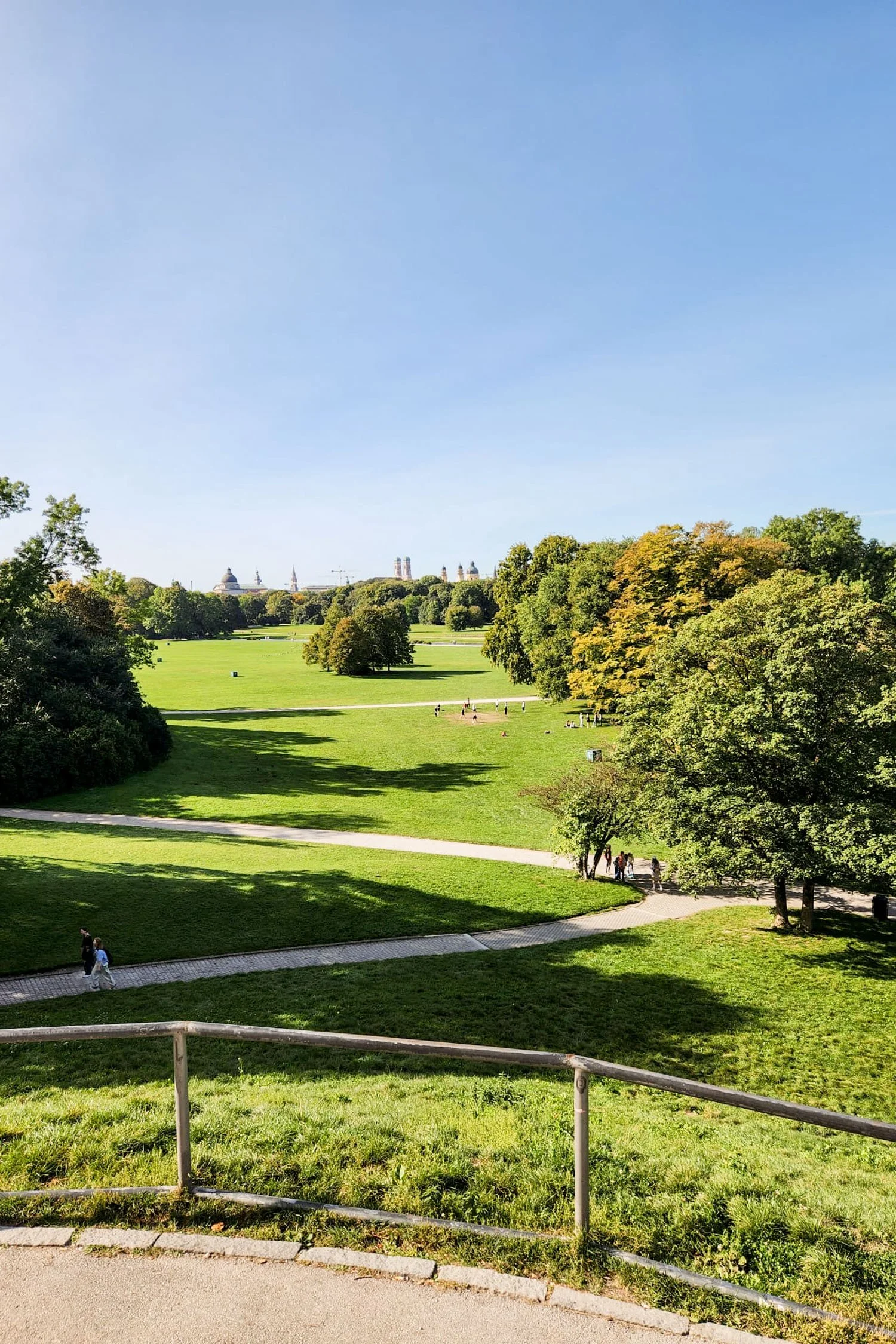 Munich Itinerary: English Garden | Cotton Cashmere Cat Hair