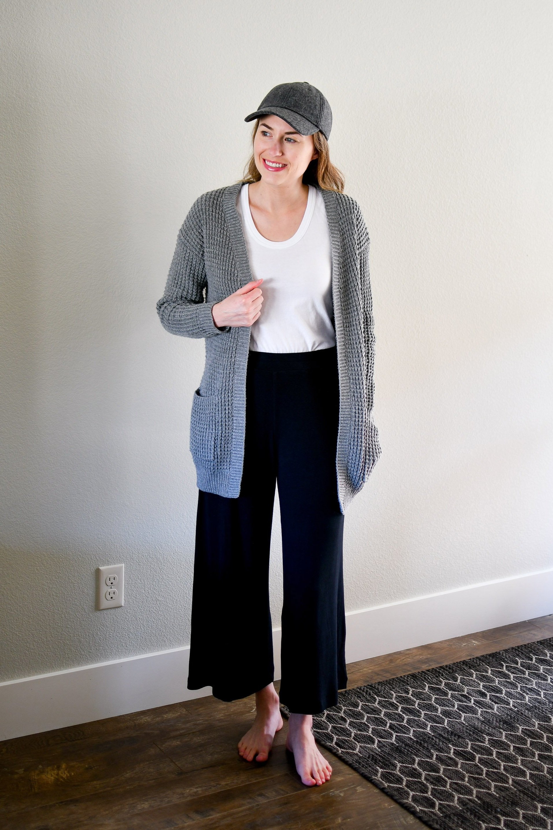 How to Wear a Long Cardigan (+ 20 Outfit Ideas!)